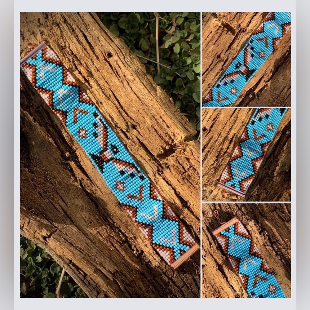 NWOT Handmade Thunderbird Seed Bead Bracelet